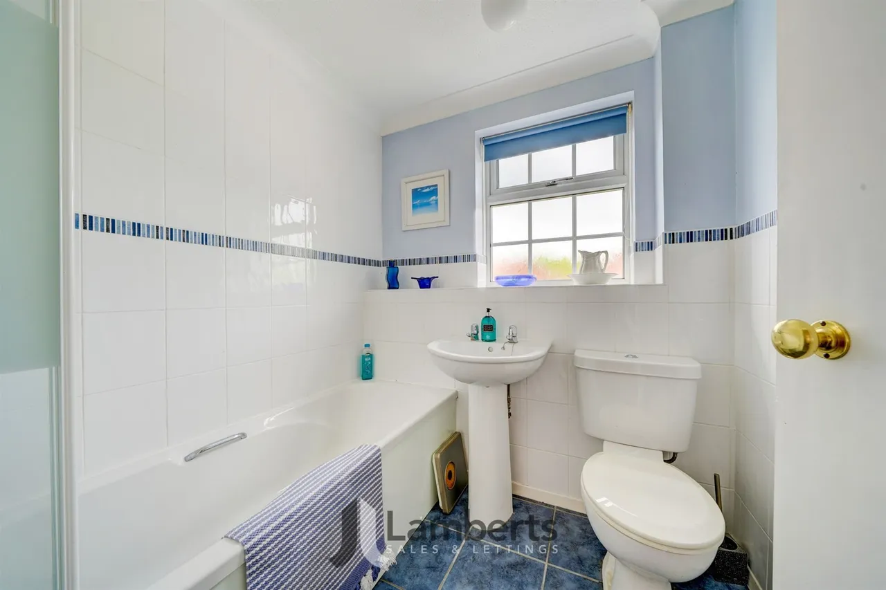 23 Lineholt Close, Redditch, photo 15