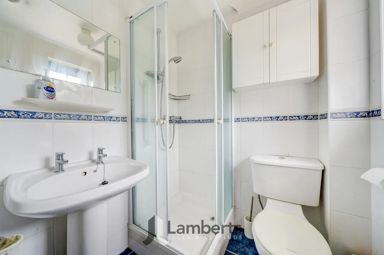 23 Lineholt Close, Redditch, photo 12