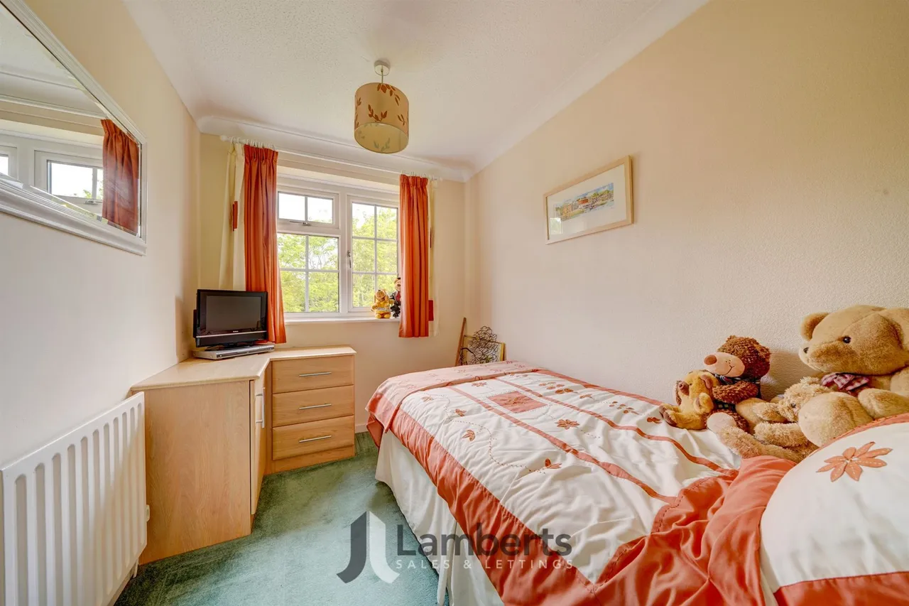23 Lineholt Close, Redditch, photo 14