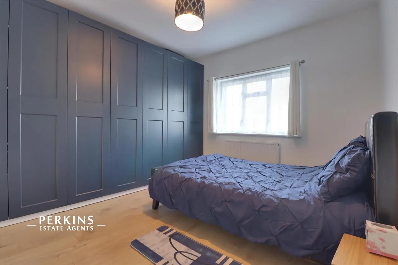 Costons Lane, Greenford, UB6, photo 6