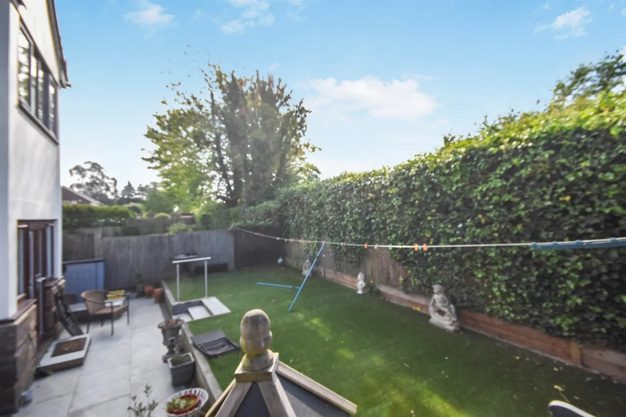 Albion Court, Billericay, CM12, photo 13