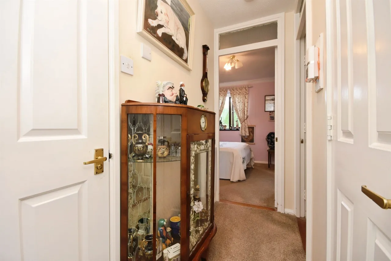 Albion Court, Billericay, CM12, photo 4