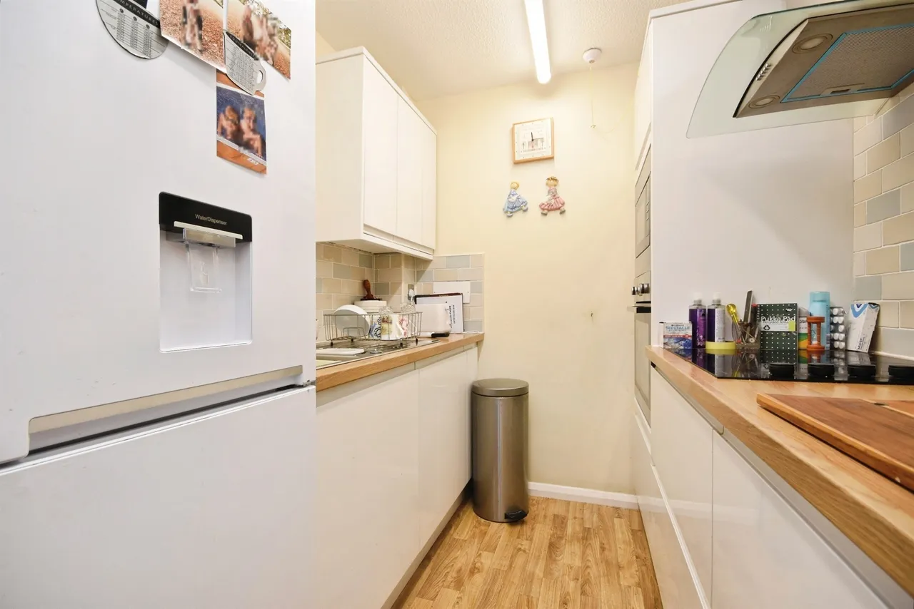 Albion Court, Billericay, CM12, photo 5