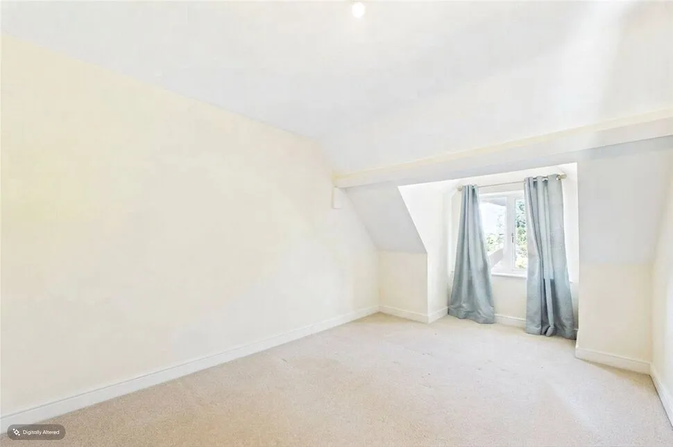 High Street, Weedon, Buckinghamshire, HP22, photo 6