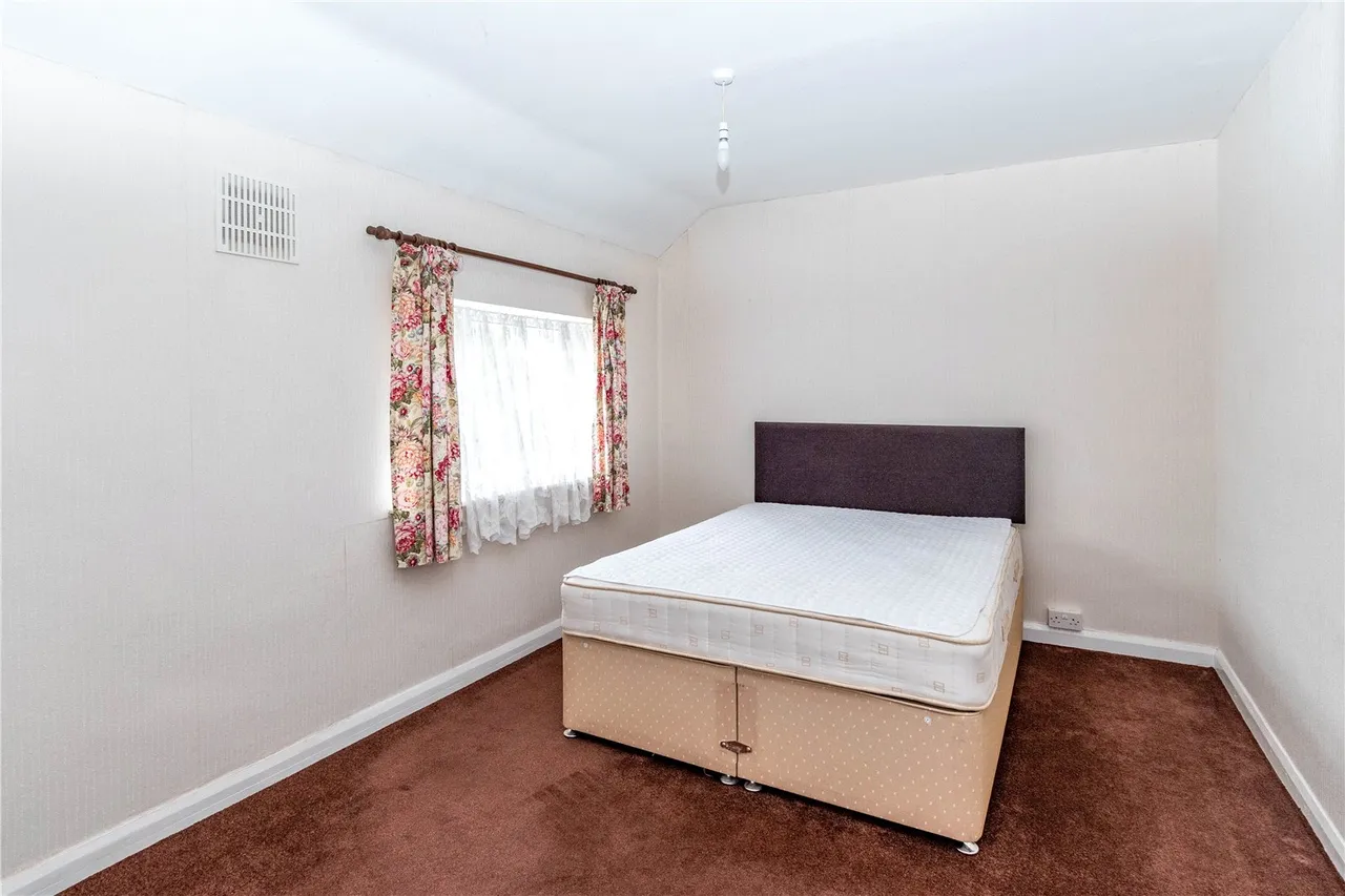 Foxlydiate Crescent, Redditch, Worcestershire, B97 6NS, photo 9