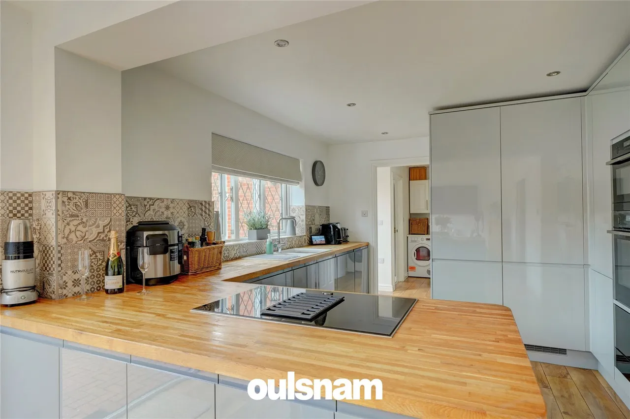 Showell Close, Droitwich, Worcestershire, WR9 8UQ, photo 14