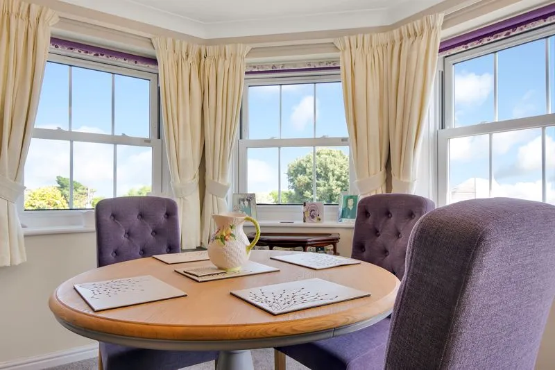 Marine Parade West, Clacton-On-Sea CO15 1LD, photo 11