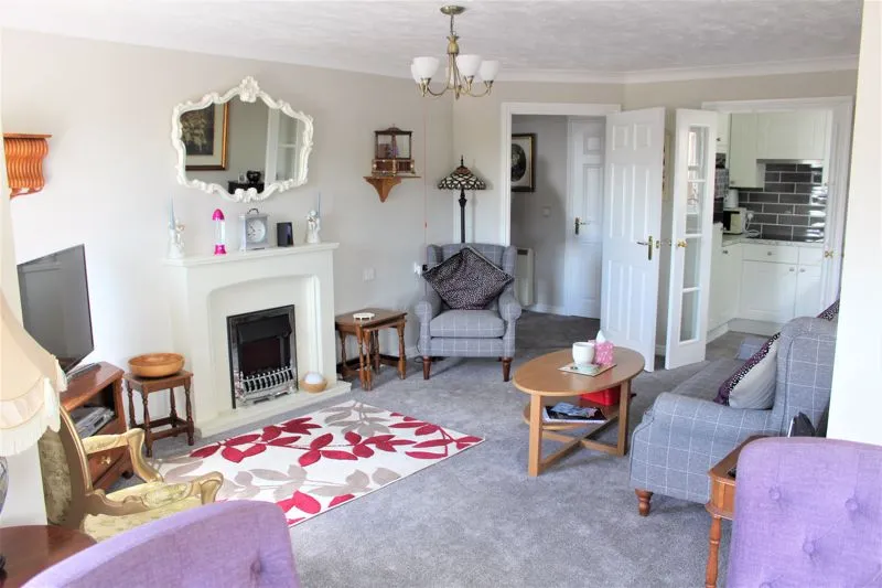 Marine Parade West, Clacton-On-Sea CO15 1LD, photo 9