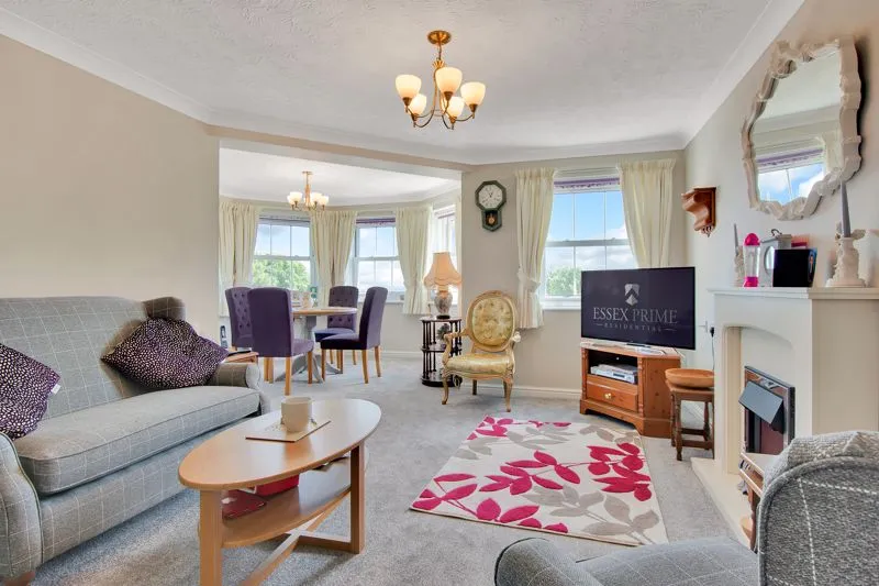 Marine Parade West, Clacton-On-Sea CO15 1LD, photo 3