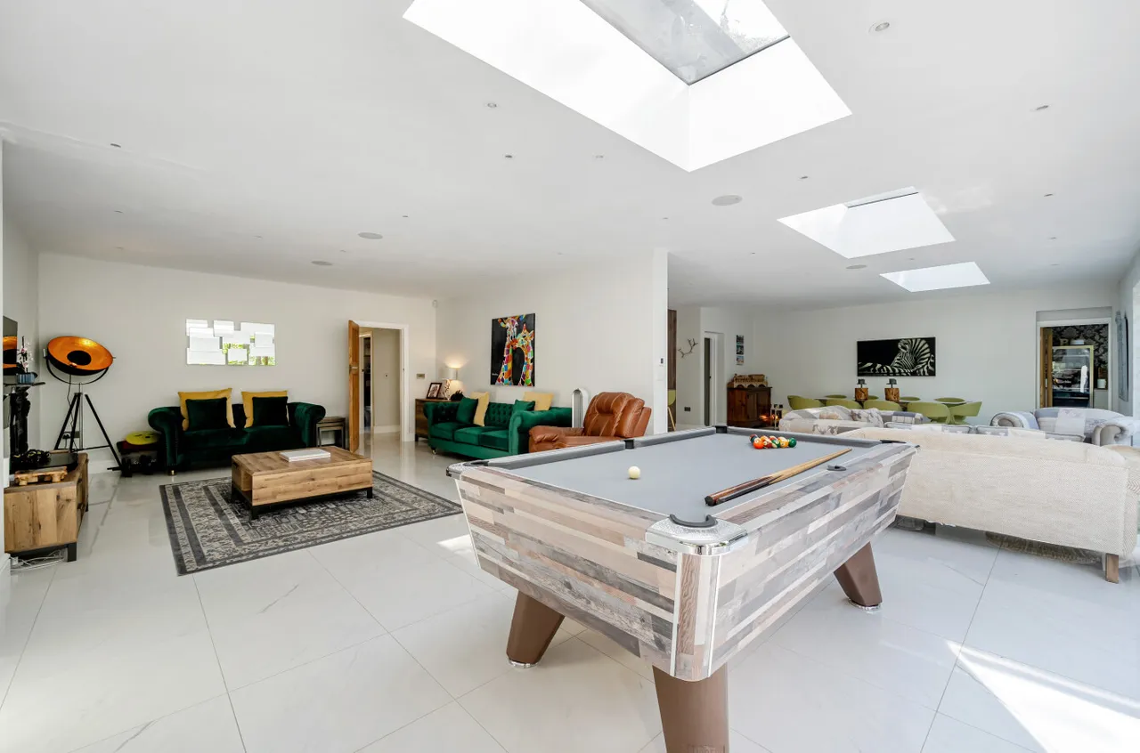 Fitzroy Road, Fleet, Hampshire, GU51 4JH, photo 6