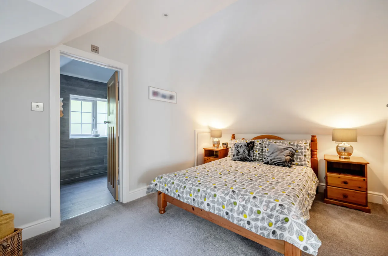 Fitzroy Road, Fleet, Hampshire, GU51 4JH, photo 25