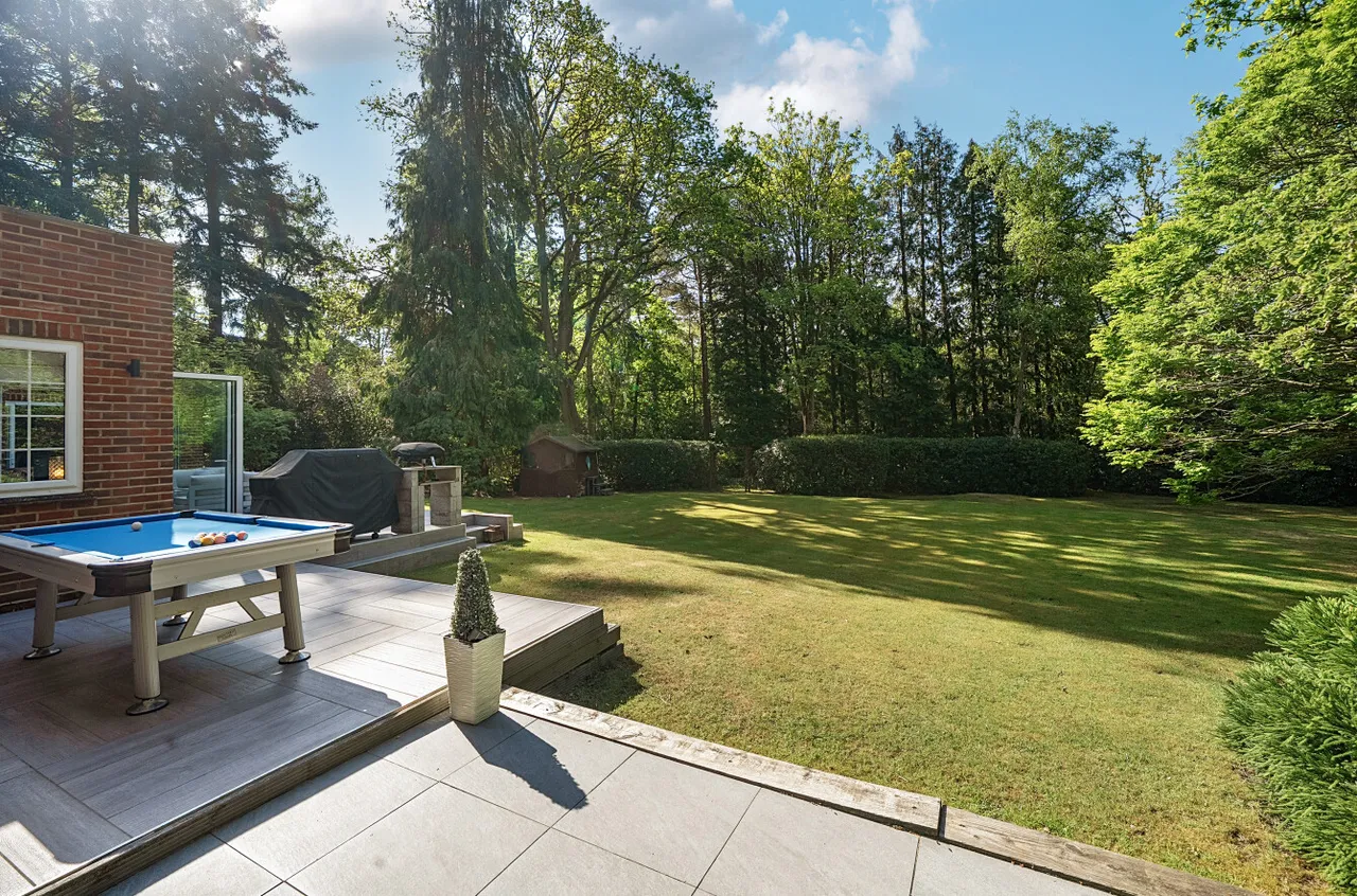 Fitzroy Road, Fleet, Hampshire, GU51 4JH, photo 31