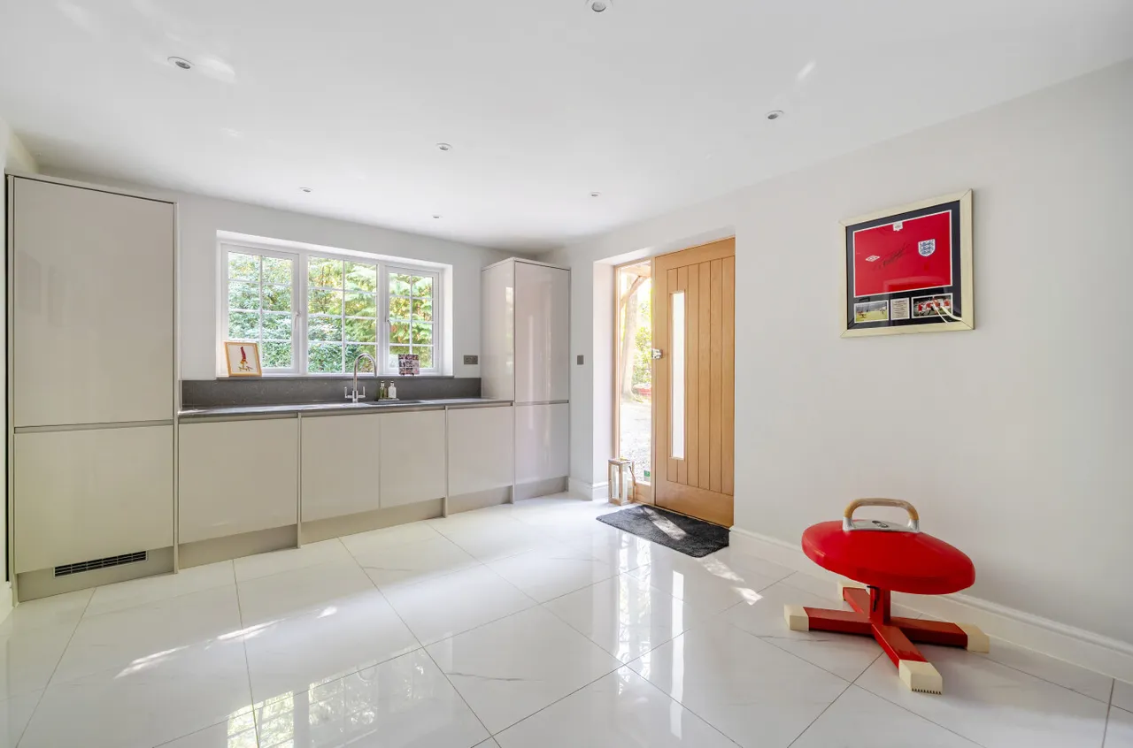 Fitzroy Road, Fleet, Hampshire, GU51 4JH, photo 26