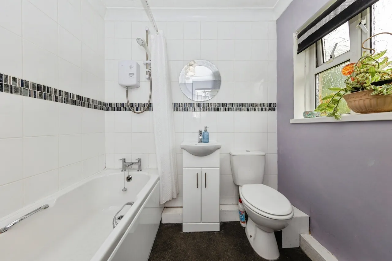 Coedmawr, Ponthenry, SA15, photo 15