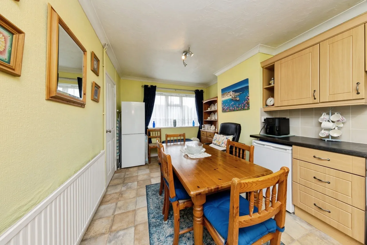 Coedmawr, Ponthenry, SA15, photo 7