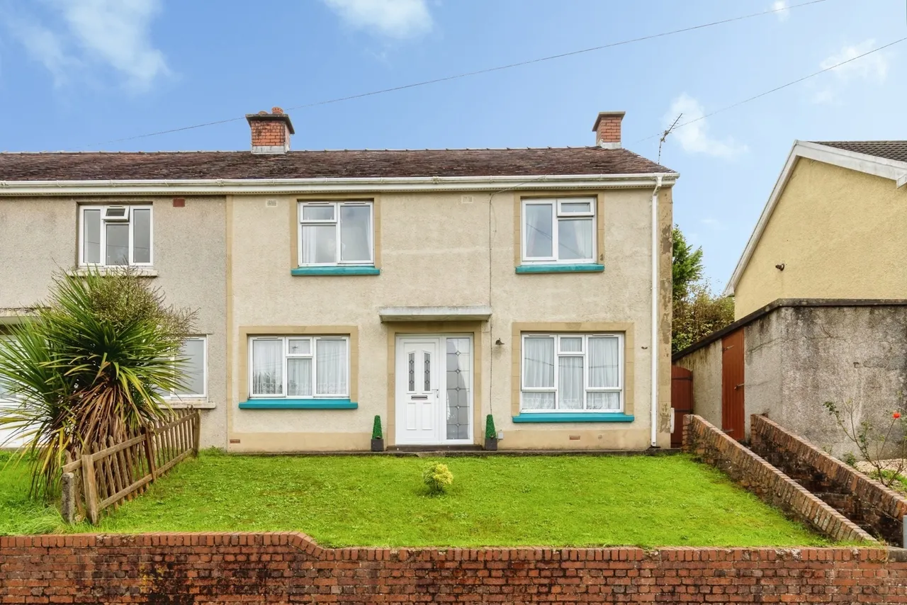 3 bed house for sale, Coedmawr, Ponthenry, SA15