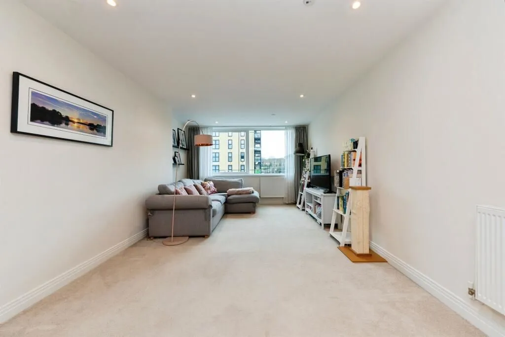 Bessemer Road, Welwyn Garden City AL7 1GS, photo 9
