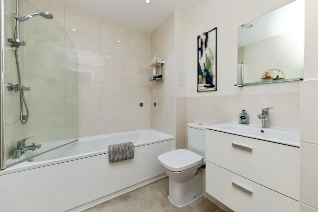 Bessemer Road, Welwyn Garden City AL7 1GS, photo 4