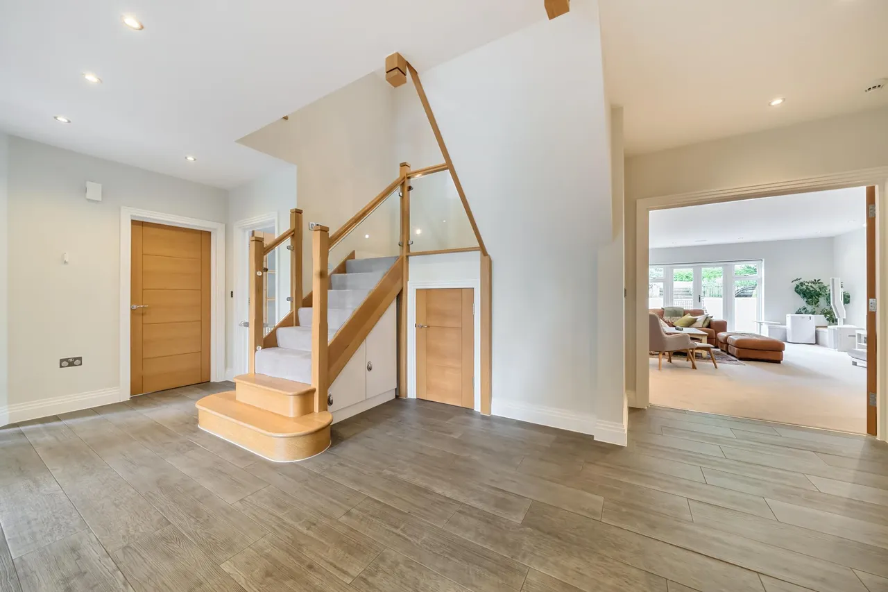 Forest Drive, Kingswood, photo 3