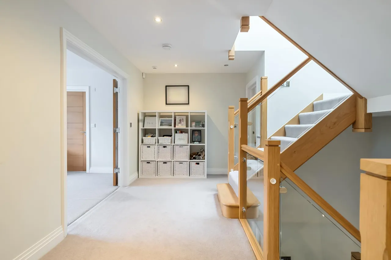Forest Drive, Kingswood, photo 13