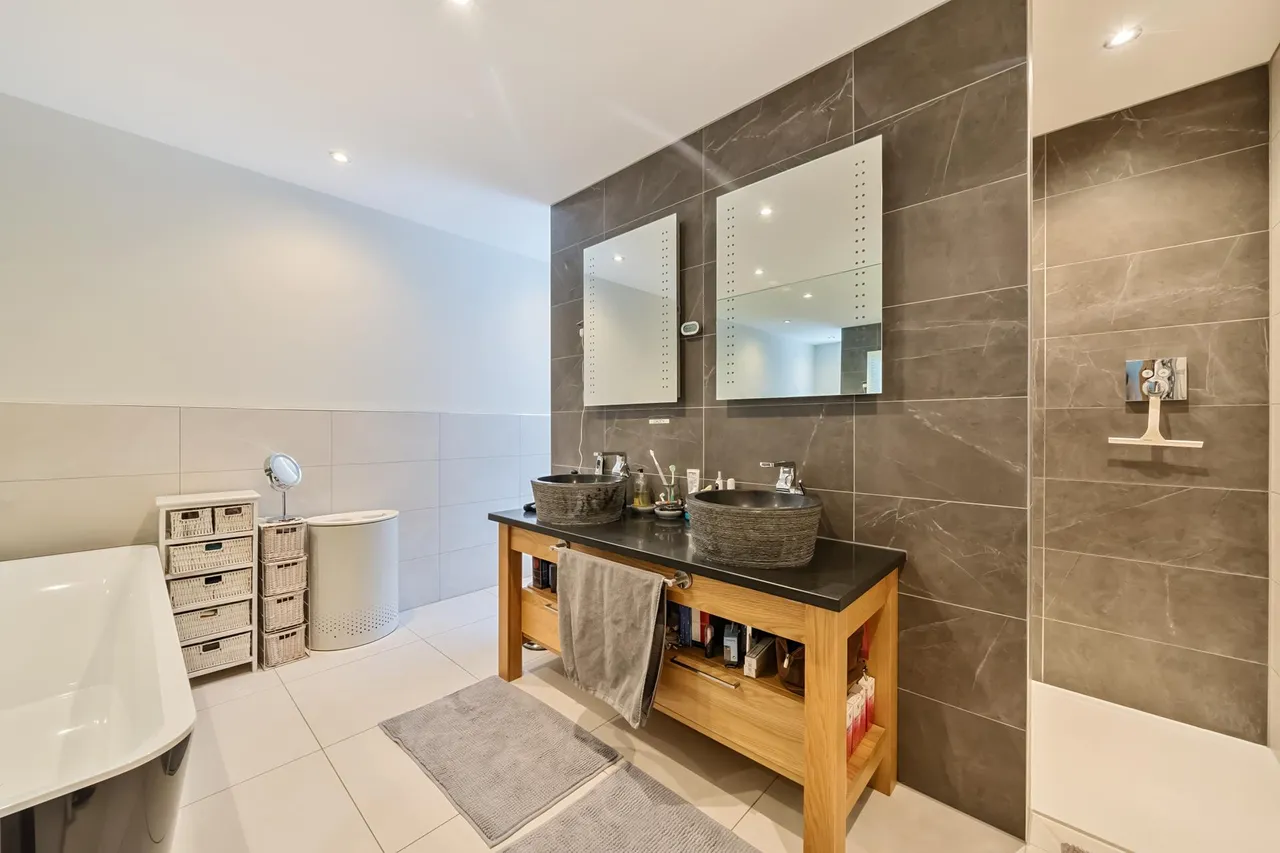 Forest Drive, Kingswood, photo 15