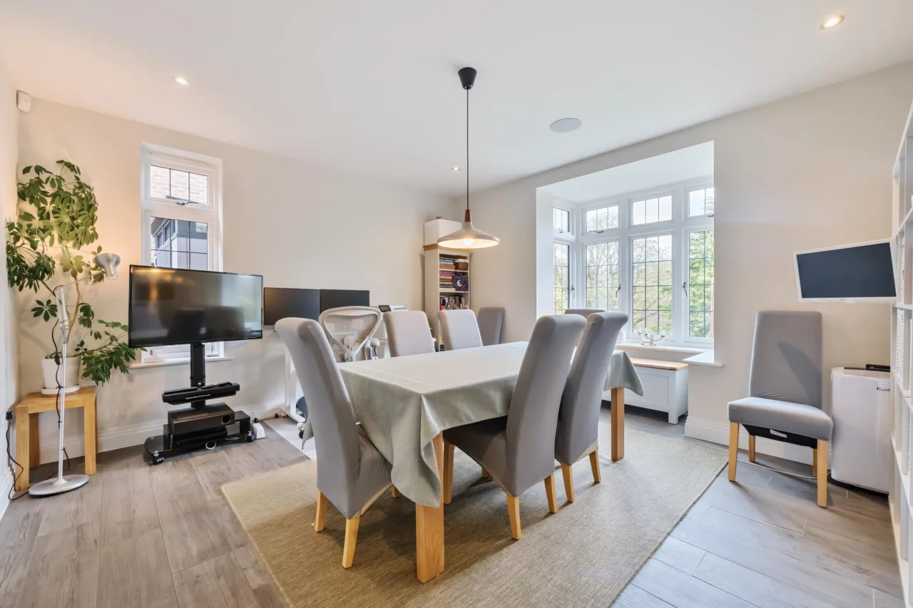 Forest Drive, Kingswood, photo 11