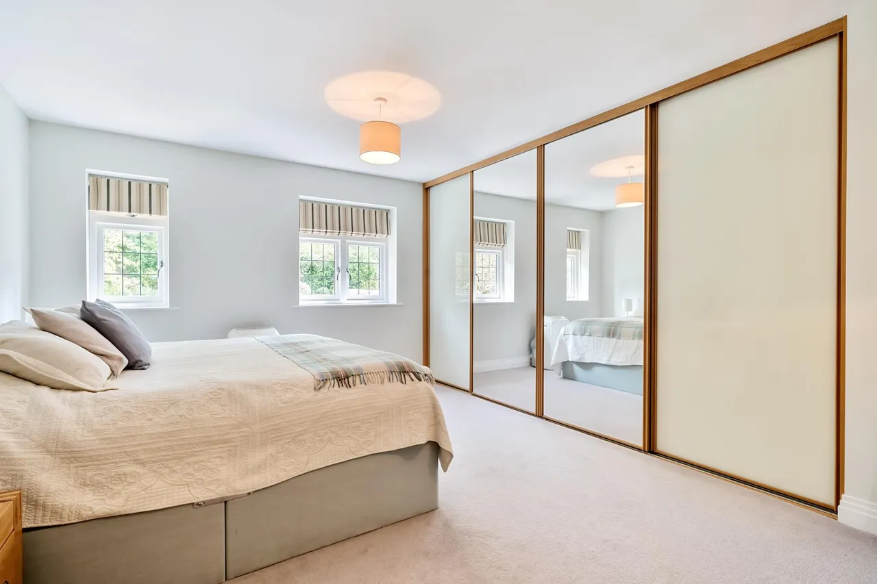 Forest Drive, Kingswood, photo 16
