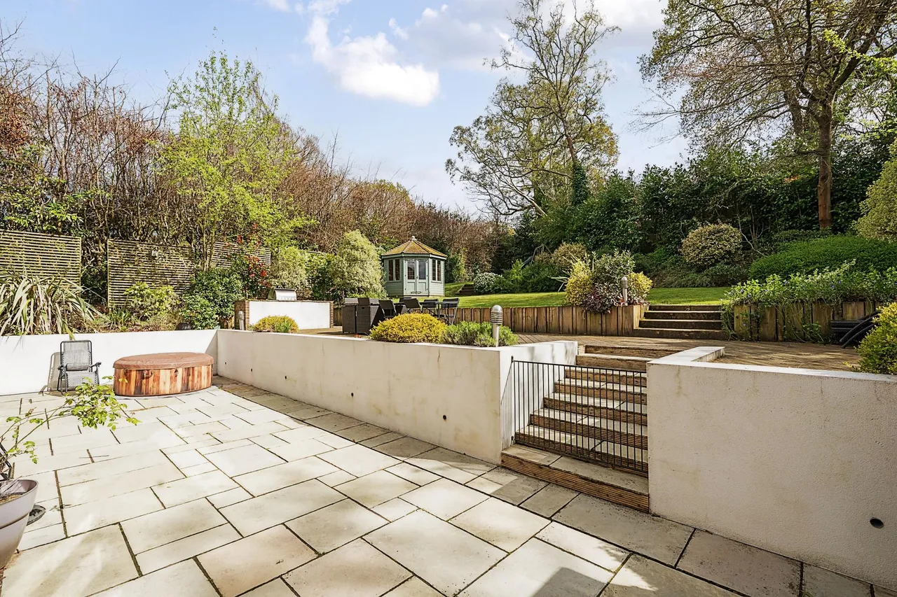 Forest Drive, Kingswood, photo 28