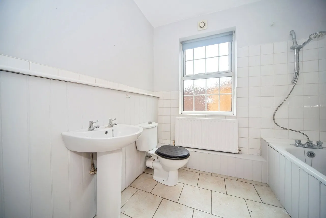 Hill Lane, Bassett, SO15, photo 6