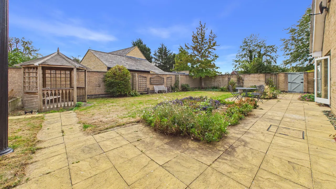 Apsley Way, Longthorpe, photo 35