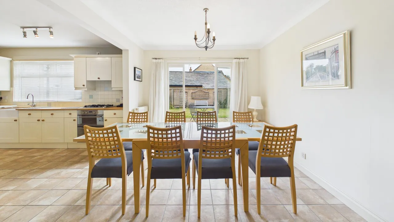 Apsley Way, Longthorpe, photo 12