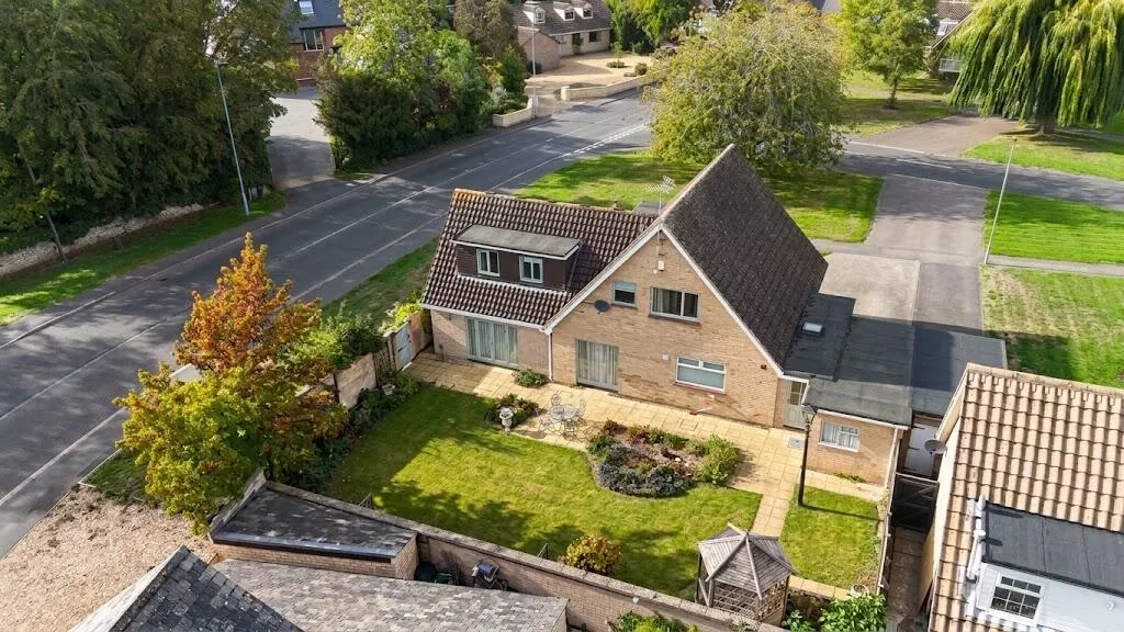 4 bed house for sale, Apsley Way, Longthorpe