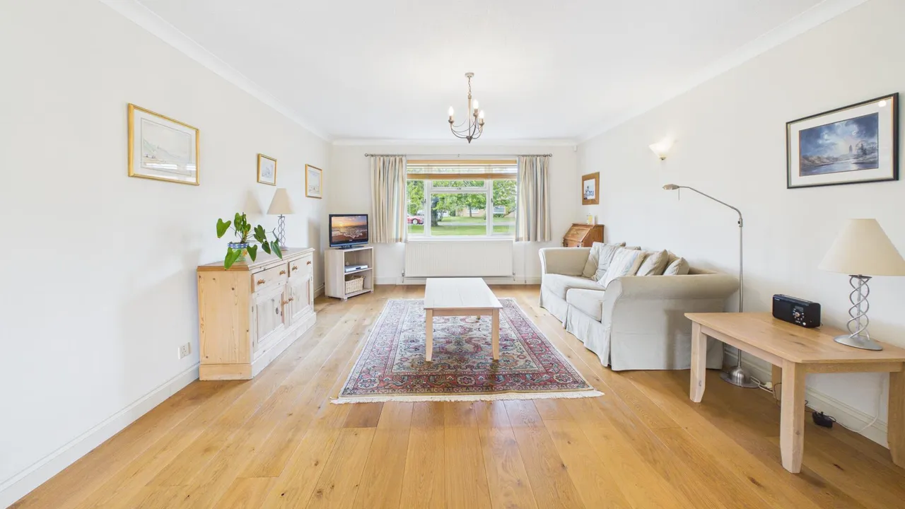 Apsley Way, Longthorpe, photo 10