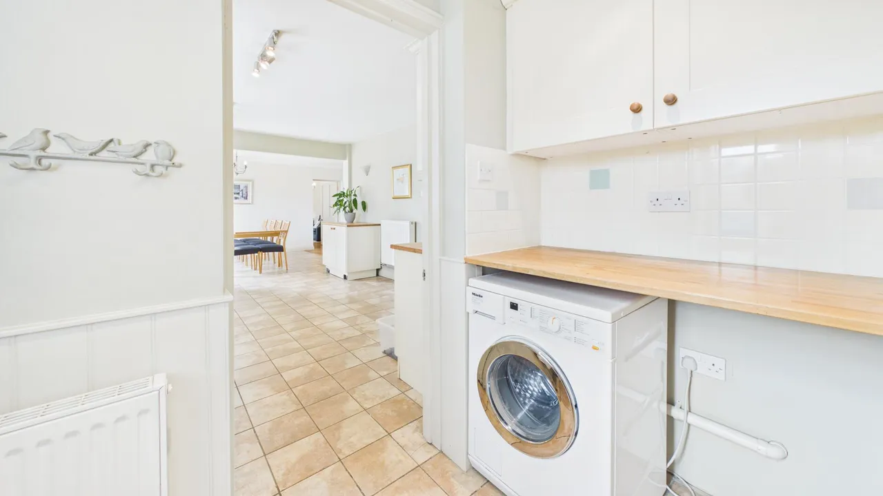 Apsley Way, Longthorpe, photo 15