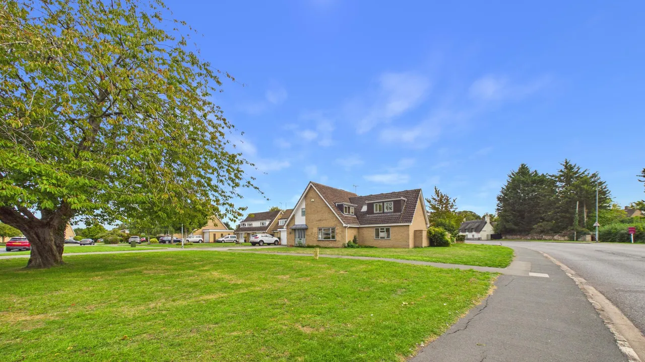 Apsley Way, Longthorpe, photo 17
