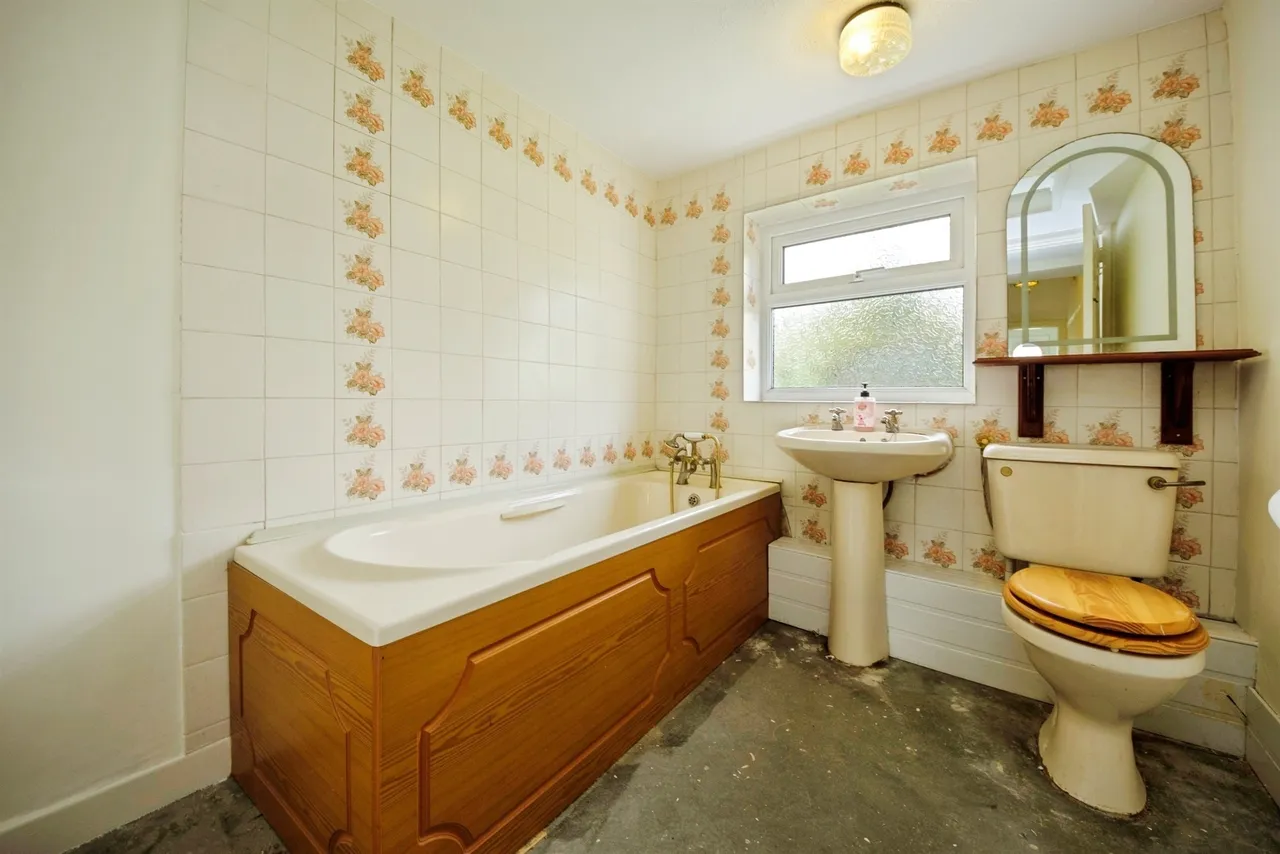 Acres Road, Meols, CH47, photo 17