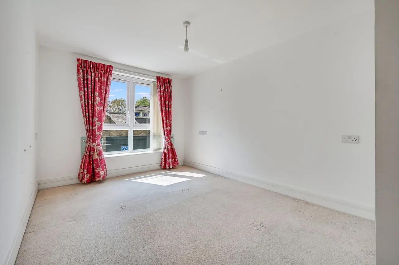 21 Bailey Court, New Writtle Street, Chelmsford, Essex, CM2 0FS, photo 9