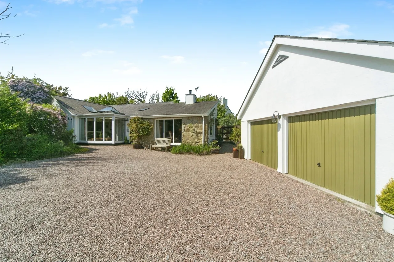 Mynydd Bodafon, Sir Ynys Mon, LL71, photo 10