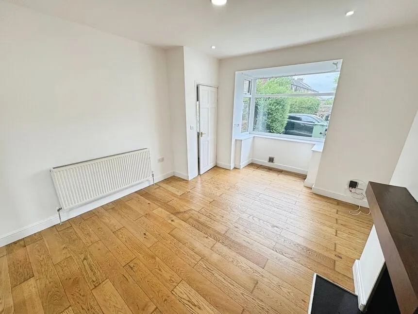 Knowle Avenue, Moldgreen, Huddersfield, West Yorkshire, HD5, photo 12