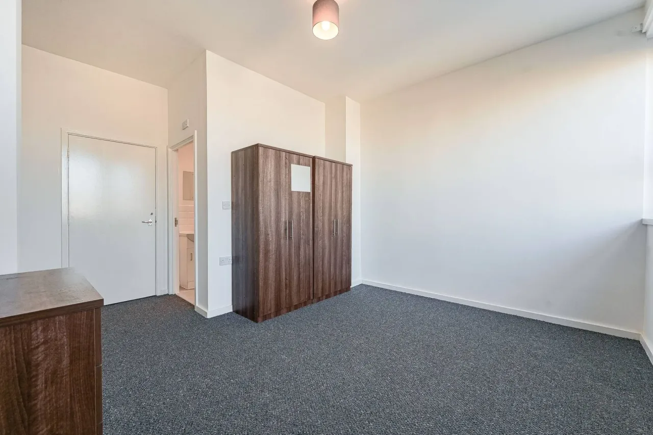 Calderwood Street, London, SE18, photo 20