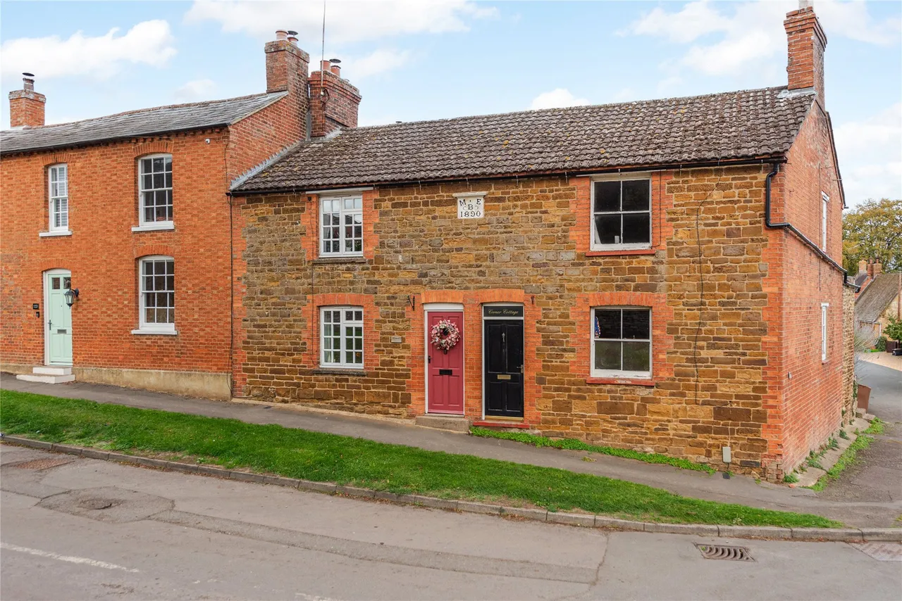 2 bed house for sale, High Street, Everdon, NN11