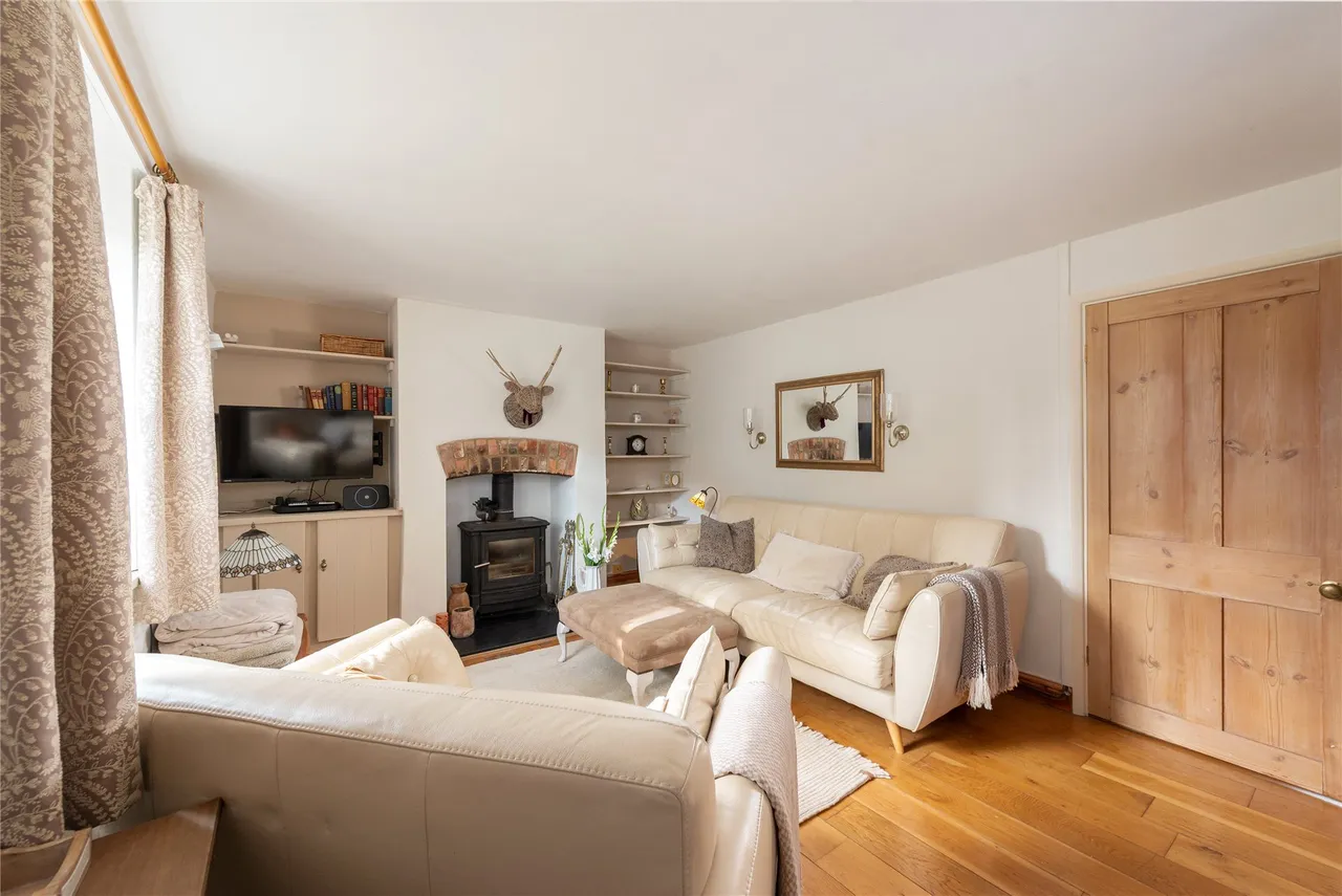 High Street, Everdon, NN11, photo 2