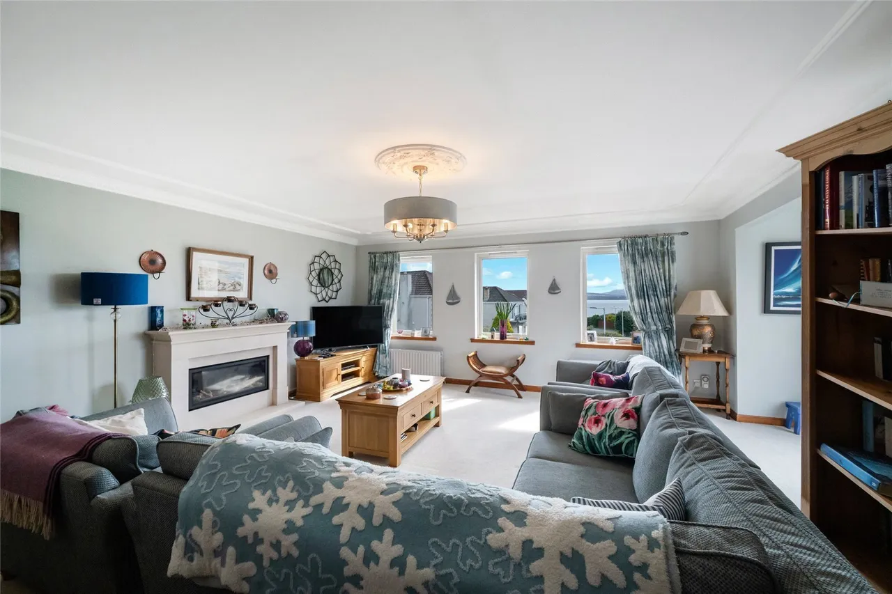 Lumsdaine Drive, Dalgety Bay, Fife, KY11, photo 4