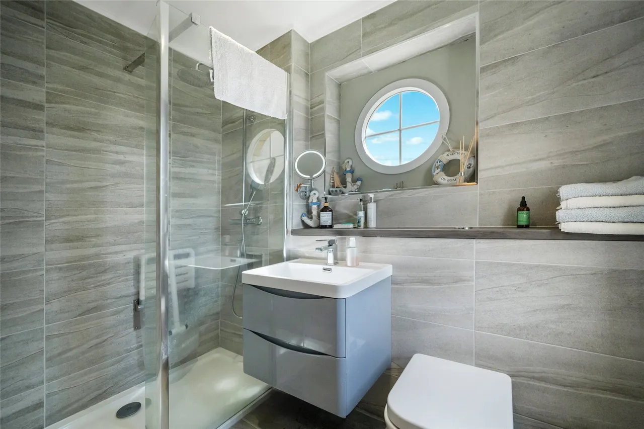 Lumsdaine Drive, Dalgety Bay, Fife, KY11, photo 13