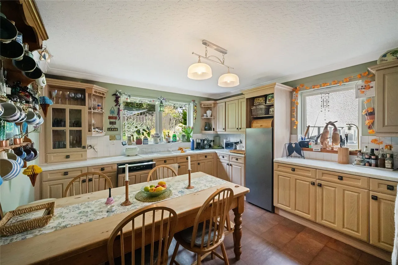Lumsdaine Drive, Dalgety Bay, Fife, KY11, photo 5