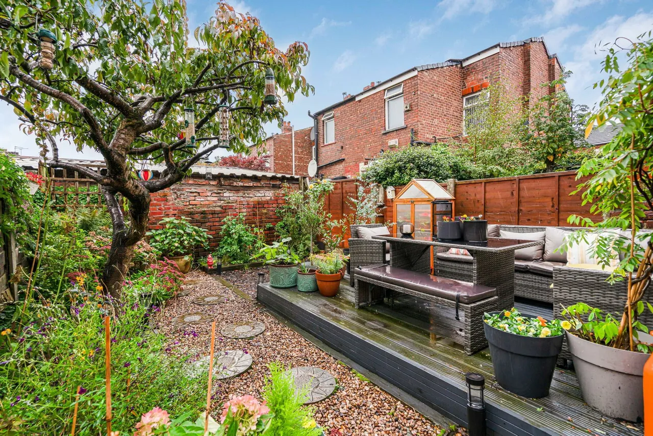 Dunstable Street, Manchester, M19, photo 20