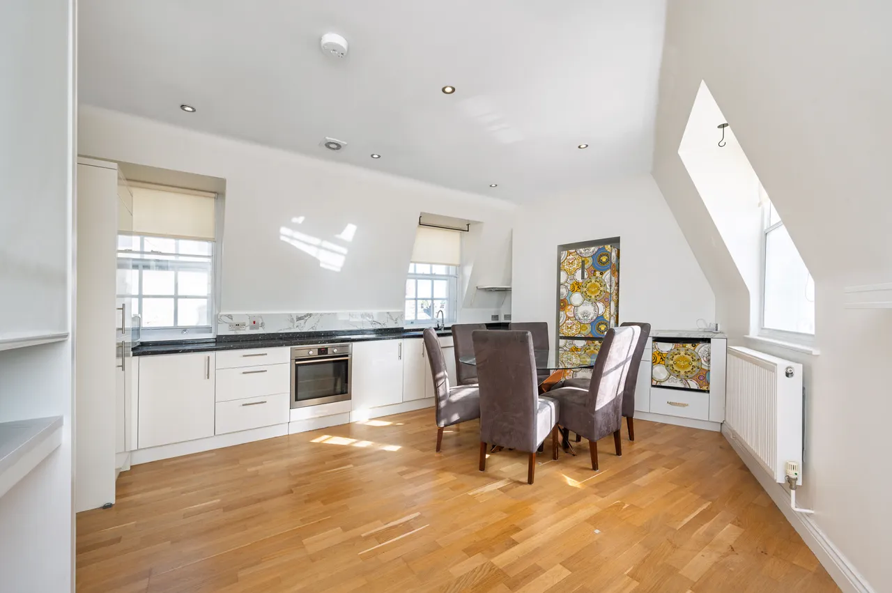 1 bed flat to rent — Flat F, Wells Spa House, 1a West End Lane, London