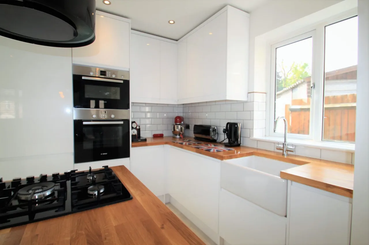 Waltham Close, Dartford, photo 7