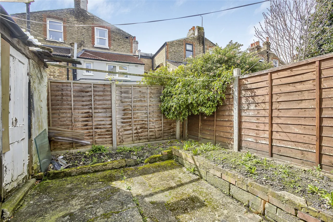 Garratt Terrace, London, SW17, photo 2