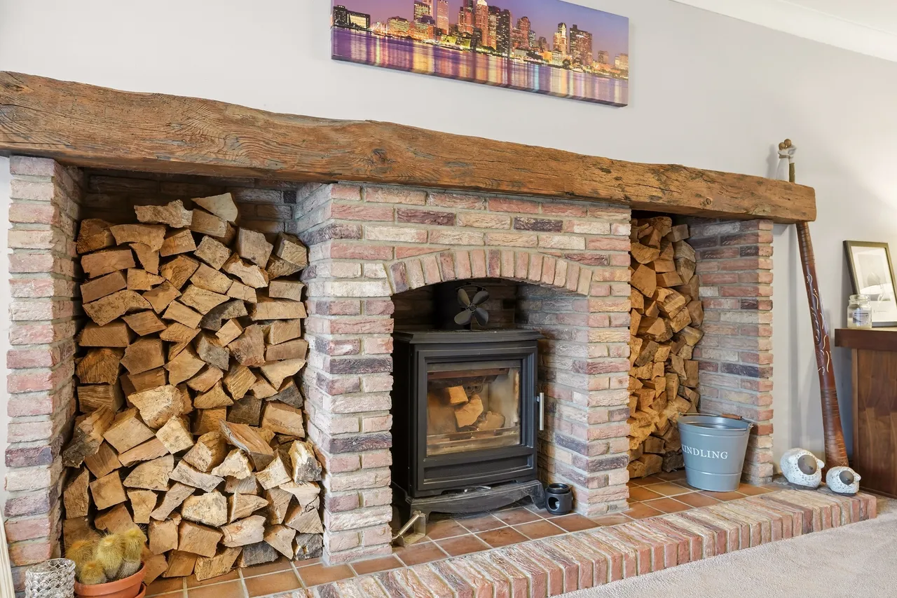 Main Street, Pollington, DN14, photo 12